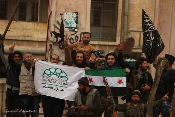 Ahrar al-Sham, "Vapaan Syyrian armeija" ja al-Qaida.