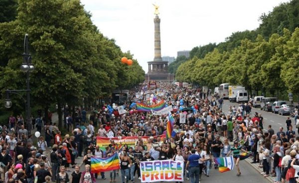 gay-pride-parade-in-berlin-afp_650x400_41435422794