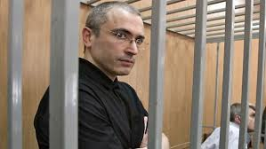 Venäjänjuutalainen oligarki M. Hodorkovski tuomittiin vuonna 2005 veronkierrosta kahdeksaksi vuodeksi vankeuteen.