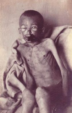 Holodomorin nuori uhri.