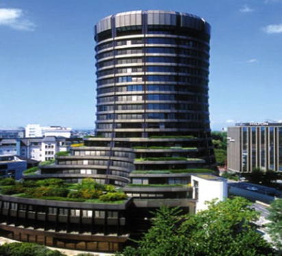 BIS pankin hallintorakennus Baselissa.
